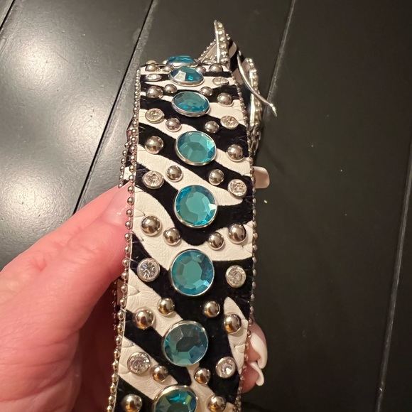 Country western style rhinestone belt - Picture 5 of 6